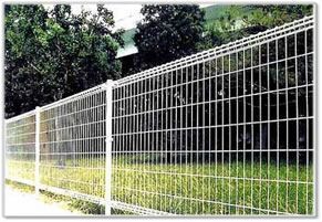 供應(yīng)卷筒護(hù)欄網(wǎng)與壓彎護(hù)欄網(wǎng)產(chǎn)品報(bào)價(jià)指南